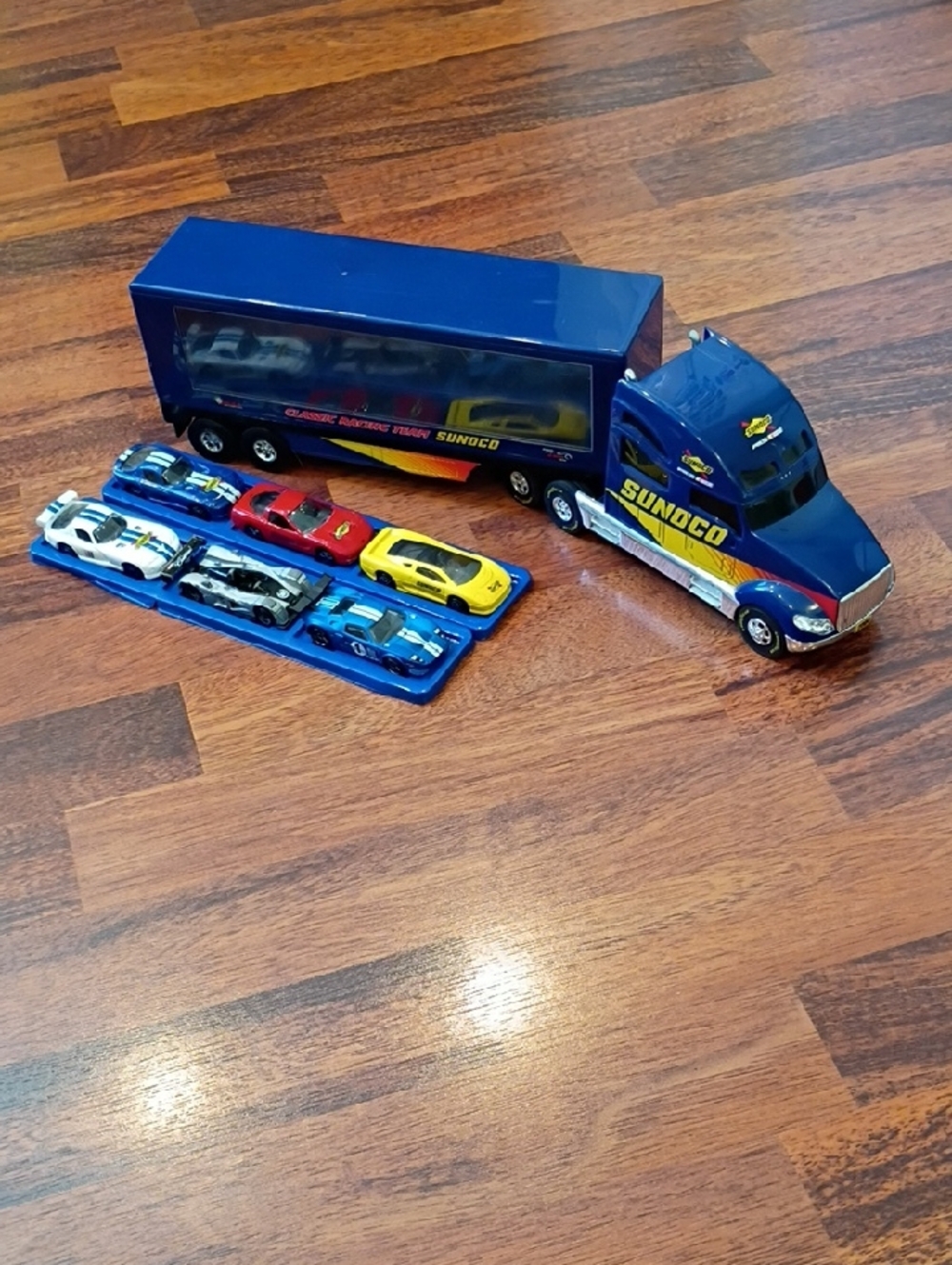 Sunoco 2004 toy truck and 6 cars